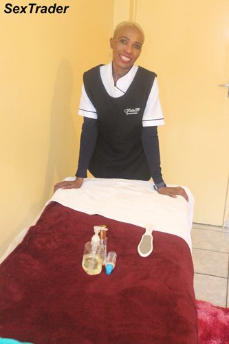 Escort - Beach Front photo 18