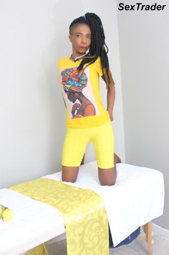 Escort - Beach Front photo 13